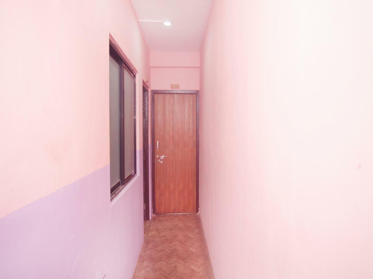 Oyo 341 Hotel Kusum Kohinoore Tokha Esterno foto